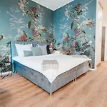 דירה City-studio Im Innenhof Mit Boxspring-bett Und Community-raum מונסטר