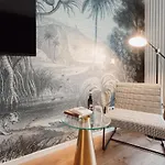 דירה City-studio Im Innenhof Mit Boxspring-bett Und Community-raum