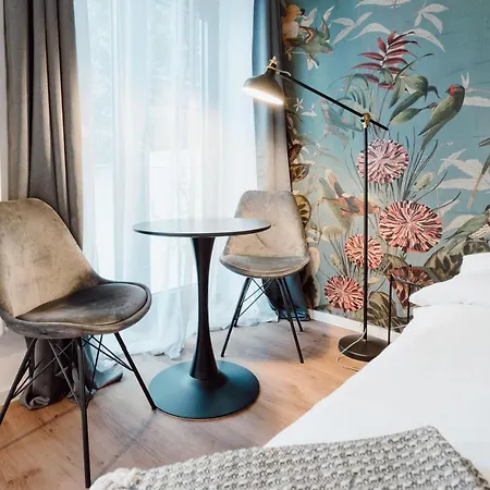 City-studio Im Innenhof Mit Boxspring-bett Und Community-raum Lägenhet *