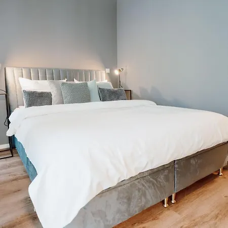 City-studio Im Innenhof Mit Boxspring-bett Und Community-raum Munique