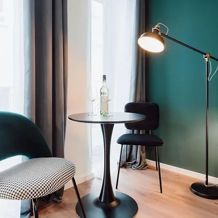 Lägenhet City-studio Im Innenhof Mit Boxspring-bett Und Community-raum Munster (North Rhine-Westphalia)