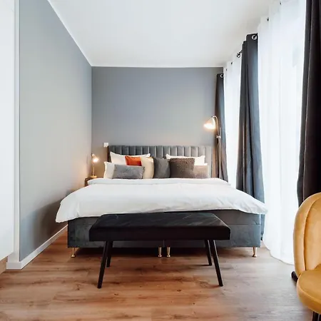 City-studio Im Innenhof Mit Boxspring-bett Und Community-raum Apartment *