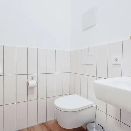 Apartamento City-studio Im Innenhof Mit Boxspring-bett Und Community-raum