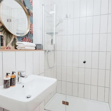 City-studio Im Innenhof Mit Boxspring-bett Und Community-raum Münster