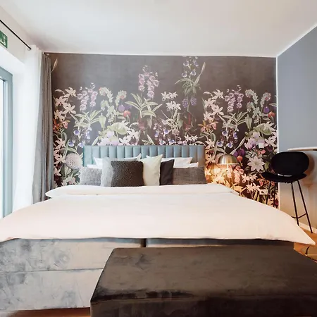 Apartment City-studio Im Innenhof Mit Boxspring-bett Und Community-raum